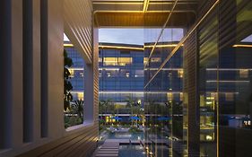 拉古娜都喜天麗飯店